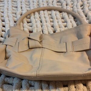 Chic Cream Bow Shoulder Bag